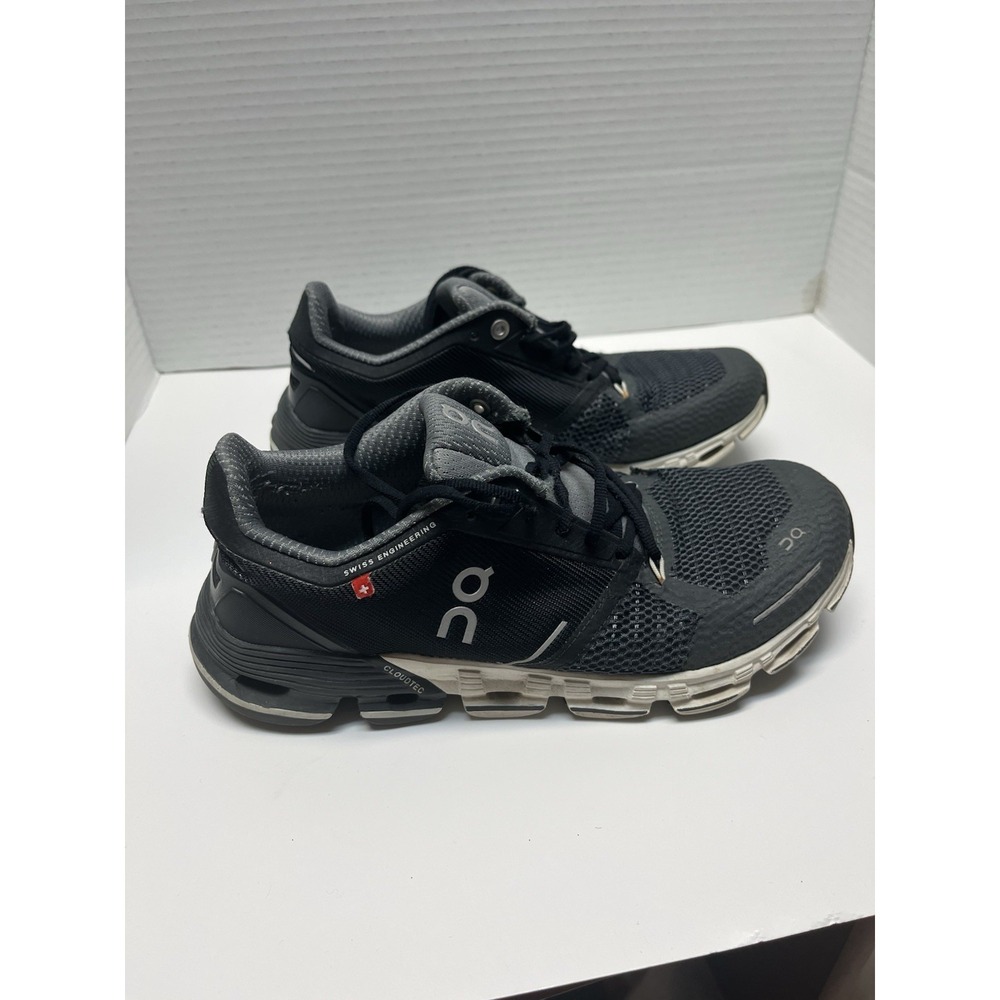 ON Women's Cloudflyer Running Sneaker‎ Shoes Black White Size 6 Medium